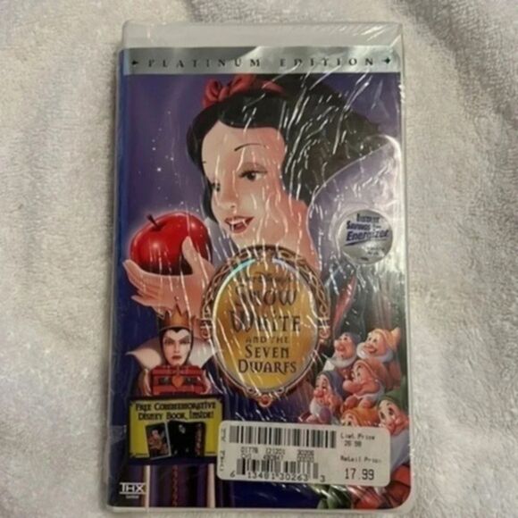 VHS Disney limited edition, Snow White, and the seven dwarfs VHS - Picture 1 of 2